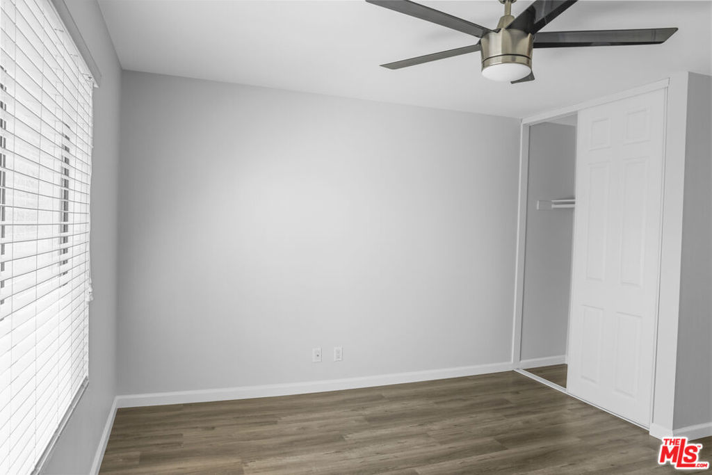 620 W Hyde Park Boulevard 209