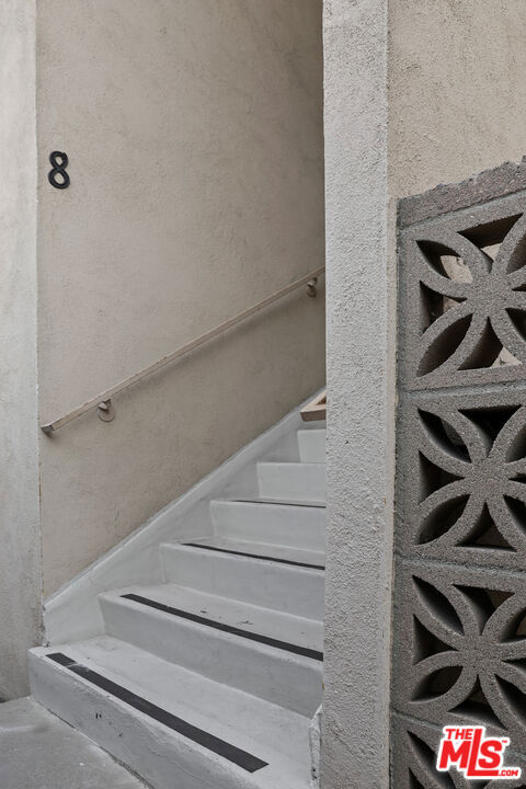 324 Stepney Street 8