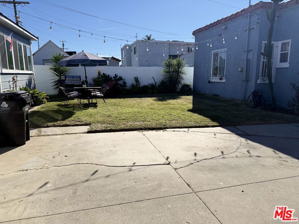 9428 S Harvard Boulevard