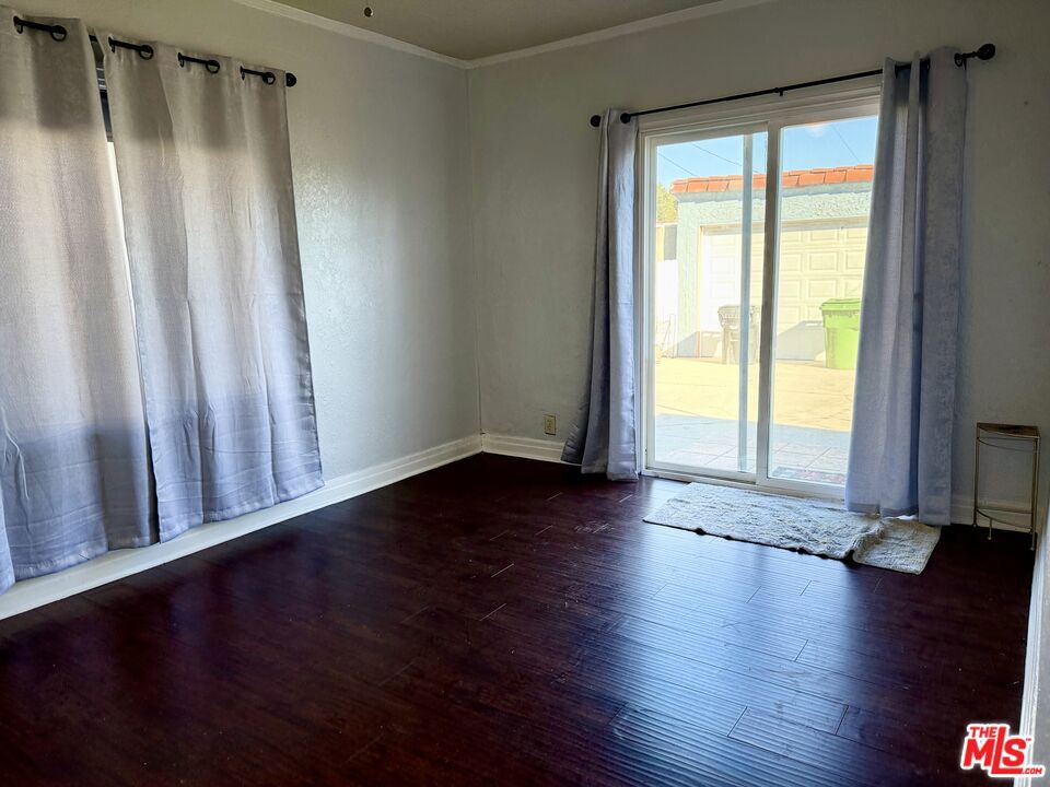 9428 S Harvard Boulevard