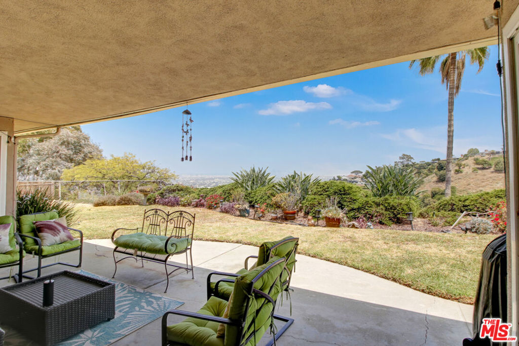 4152 Terraza Drive