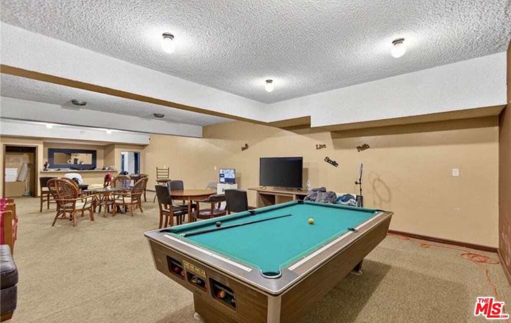 5376 Fairview Boulevard 104