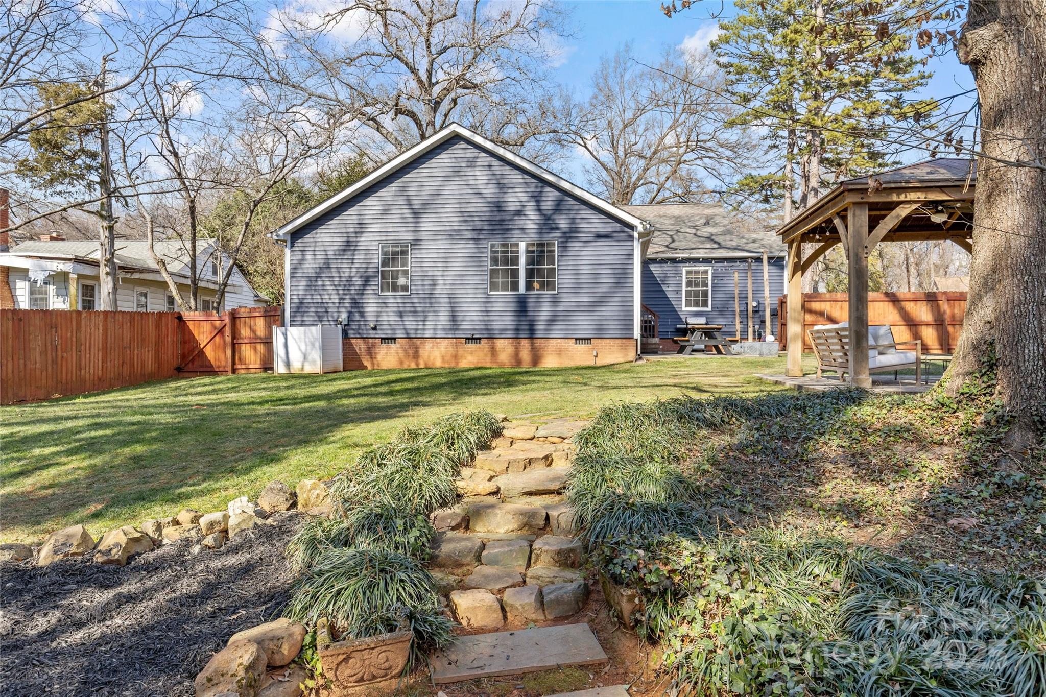 1334 Woodland Drive