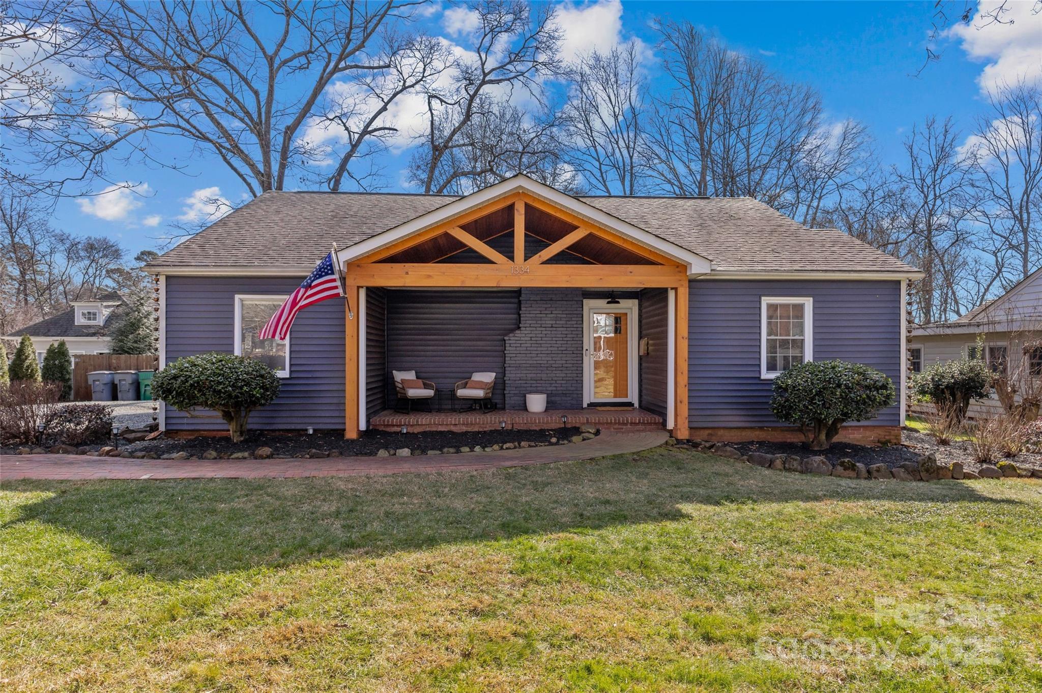 1334 Woodland Drive