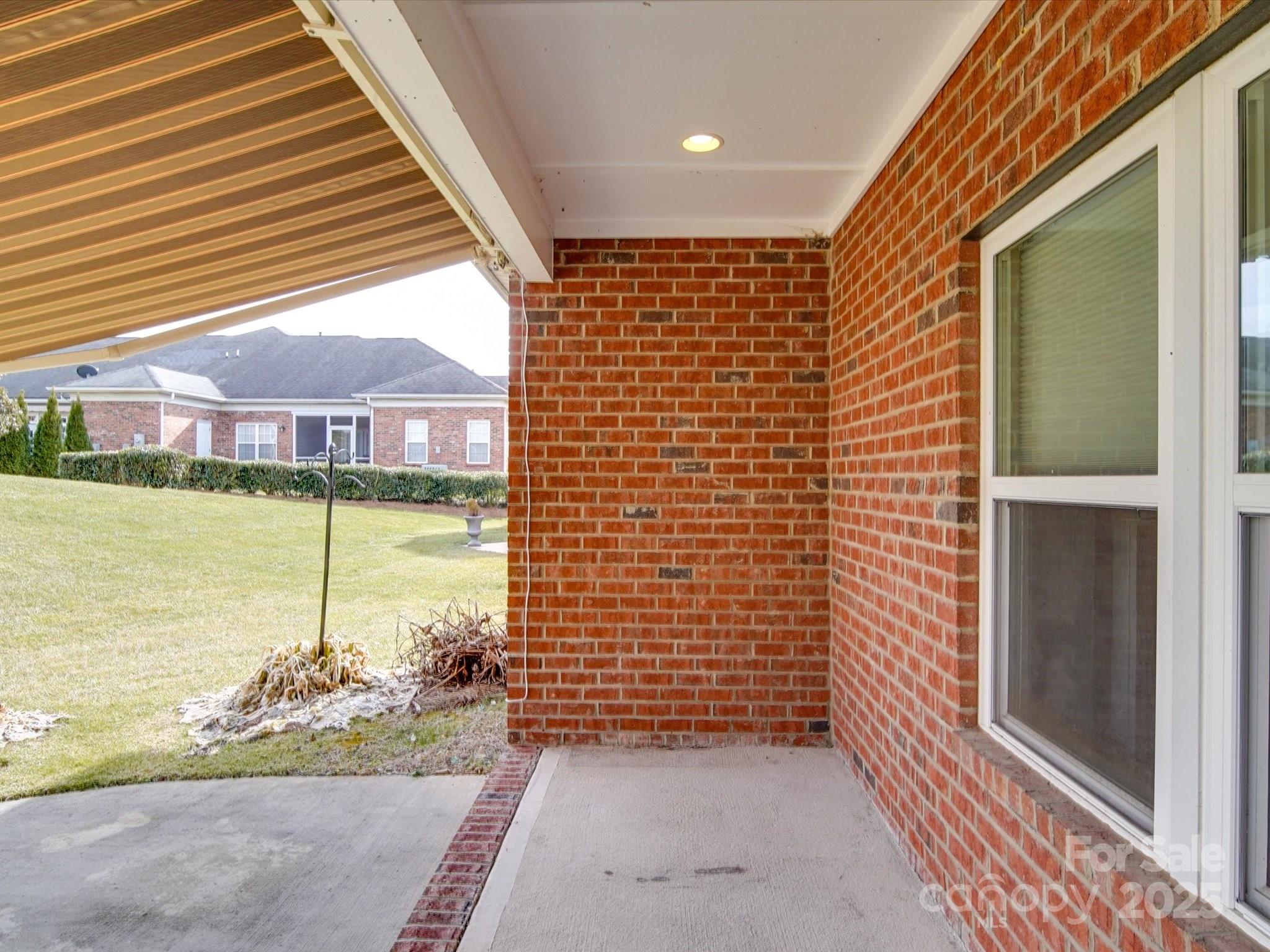 2836 Santiago Circle