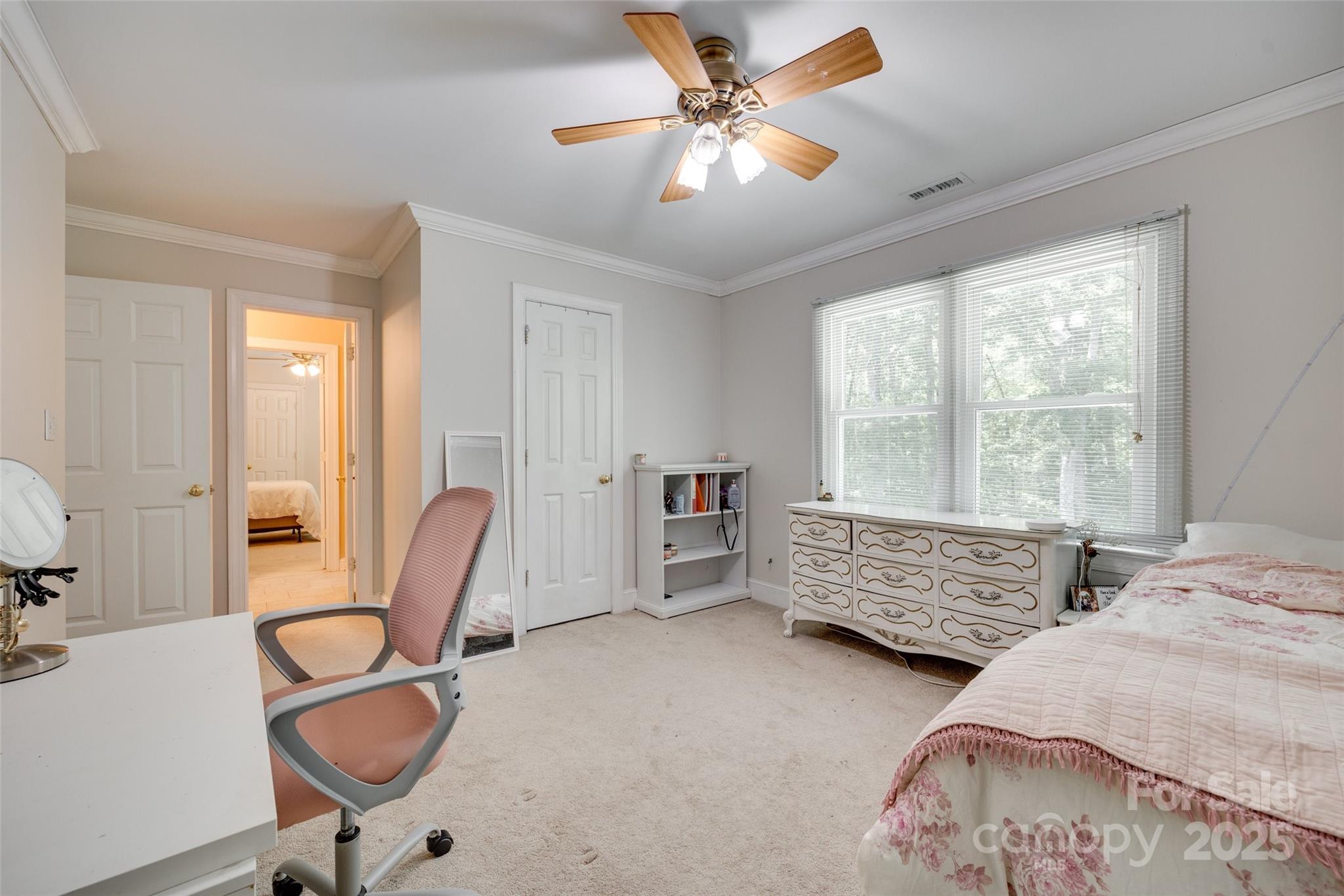 7122 Forest Ridge Road