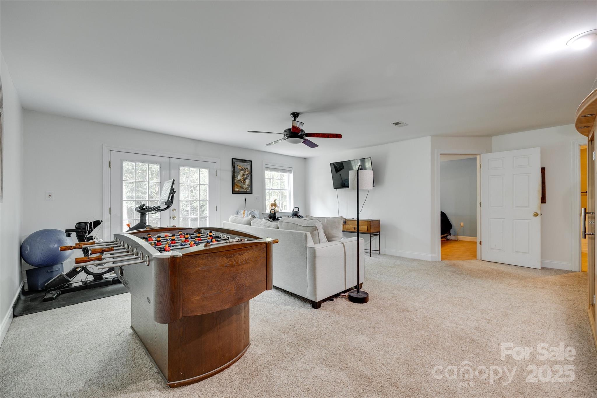 7122 Forest Ridge Road