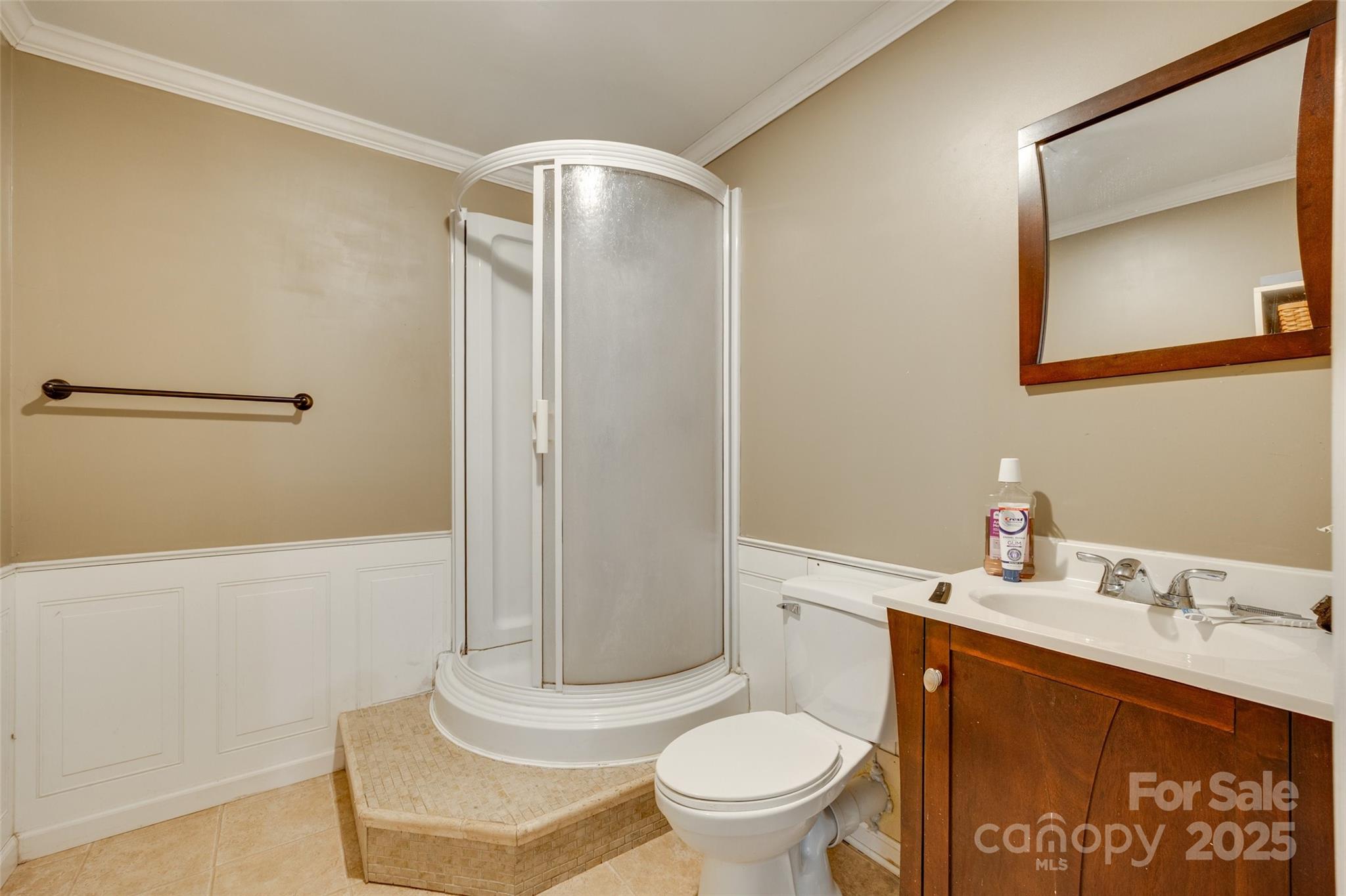 7122 Forest Ridge Road