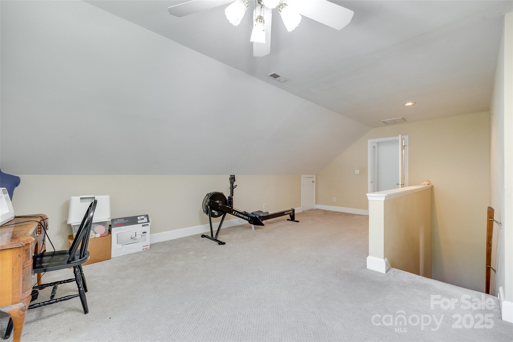 7122 Forest Ridge Road