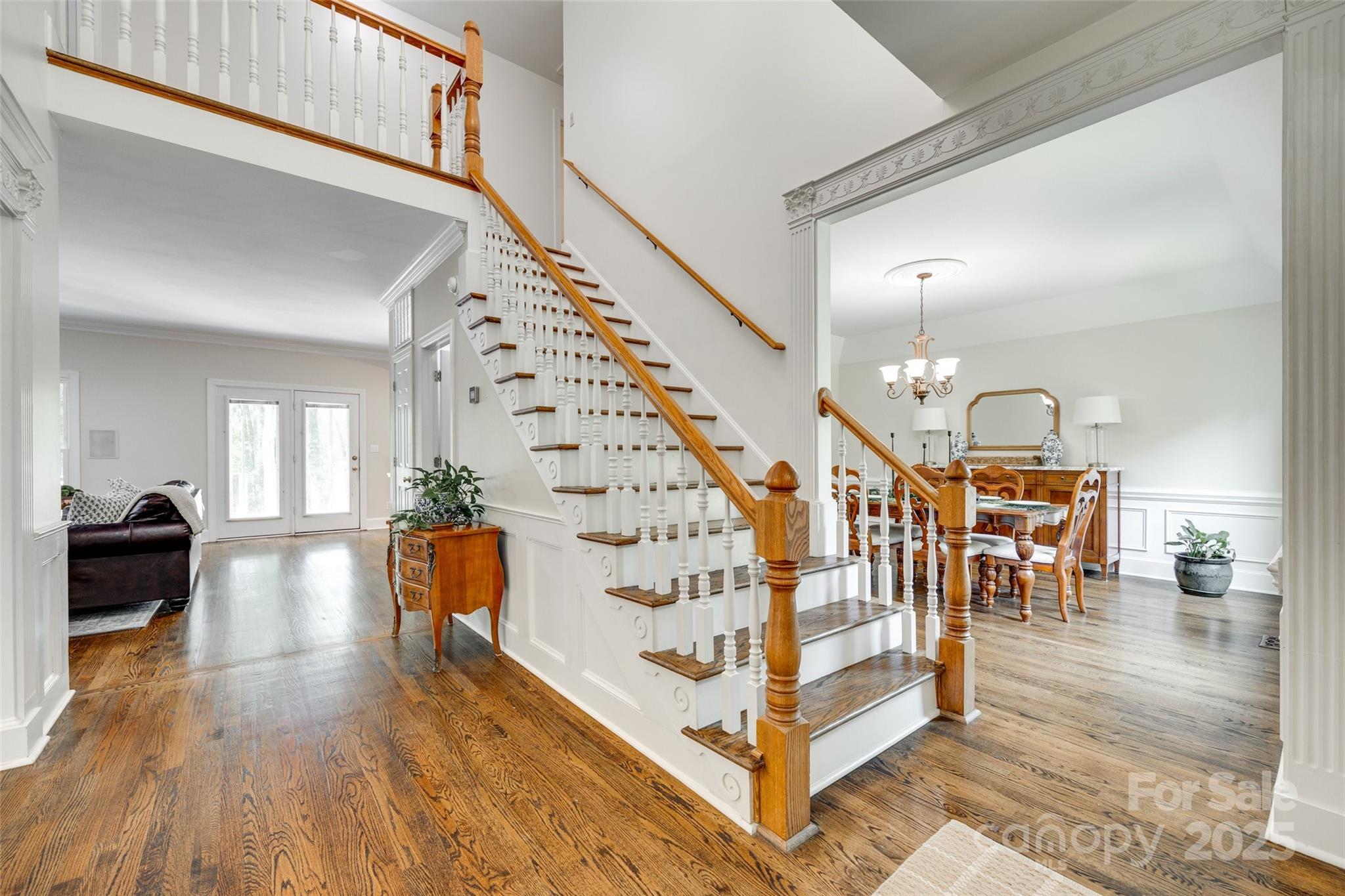 7122 Forest Ridge Road