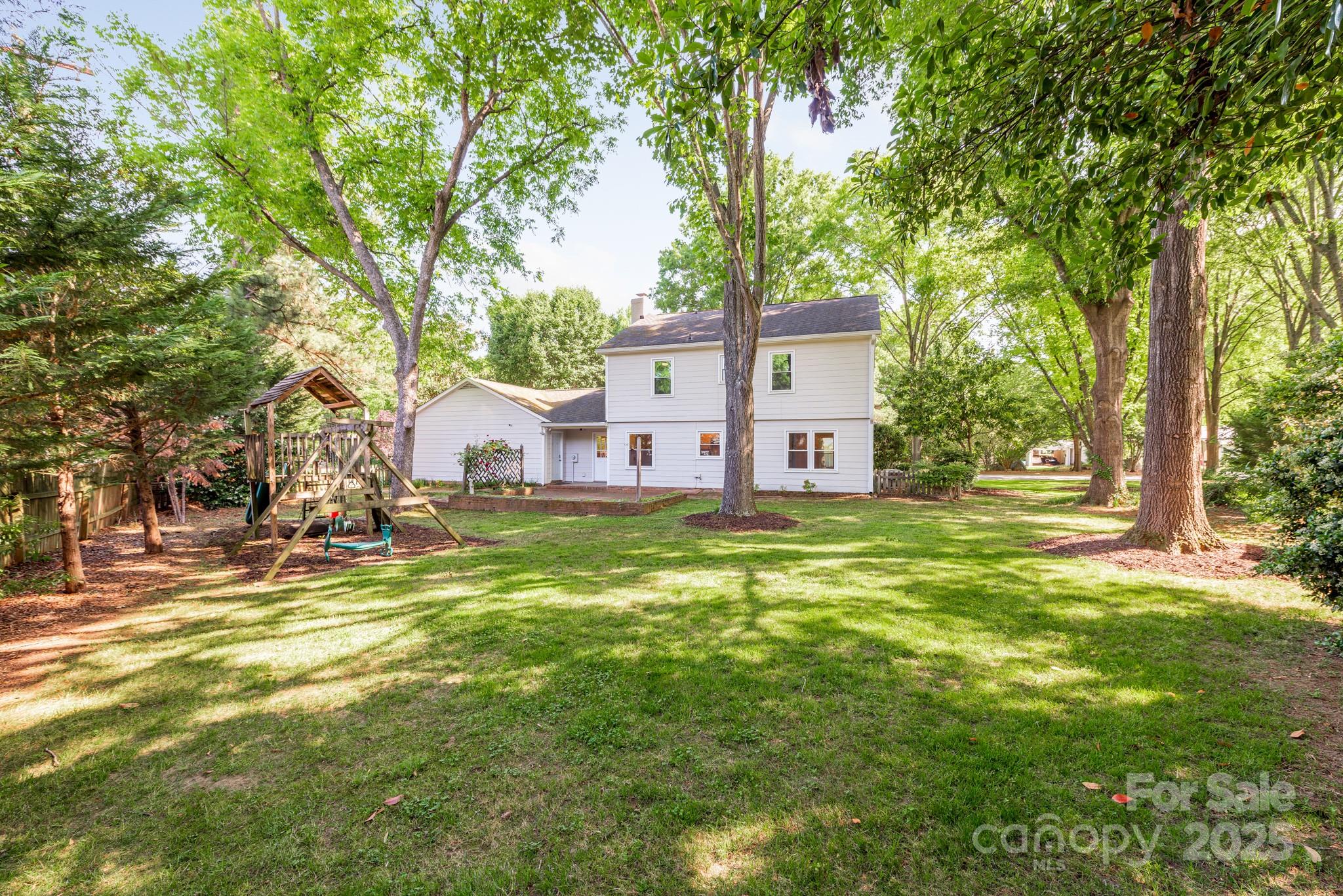 3101 Willowbrae Road