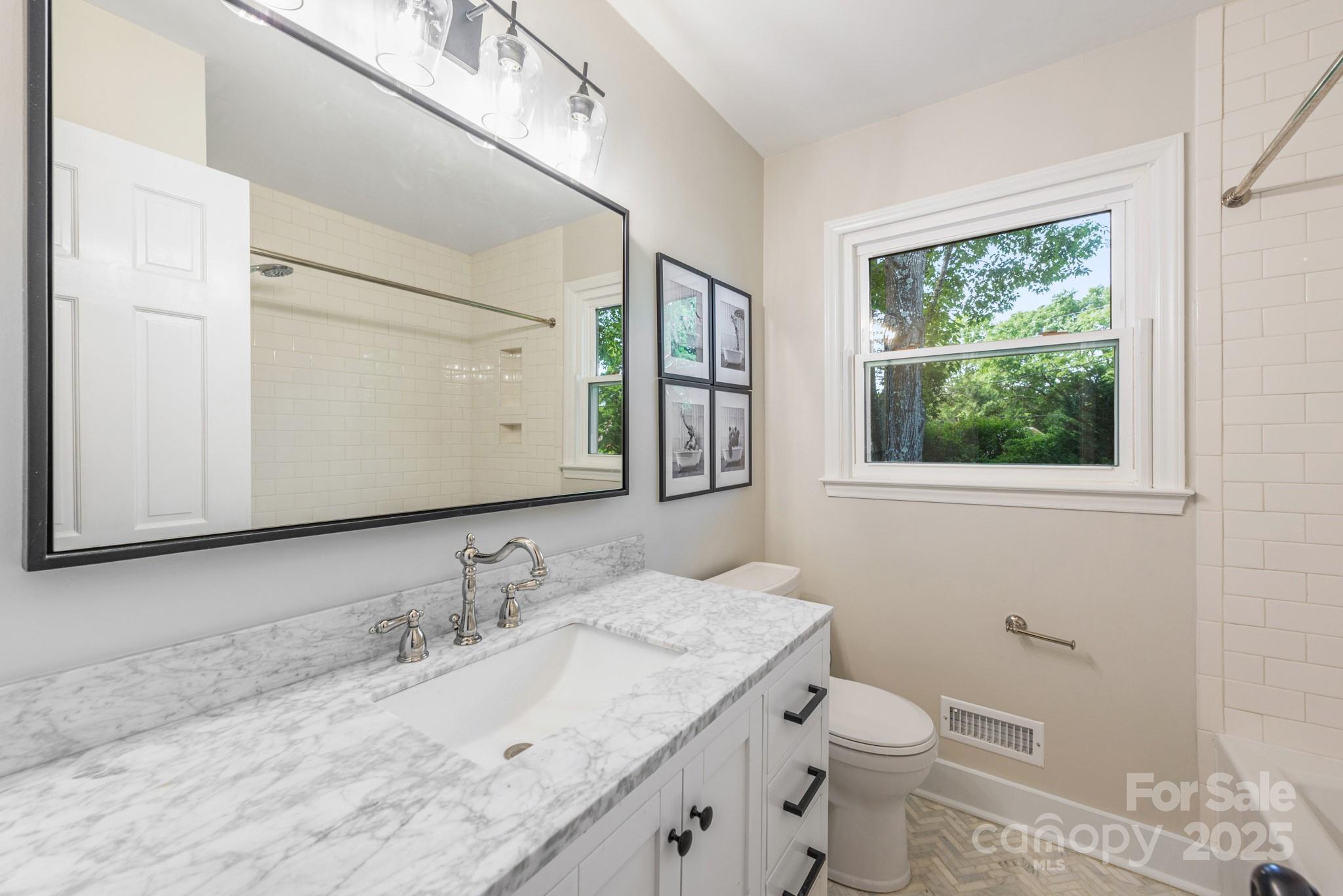 3101 Willowbrae Road