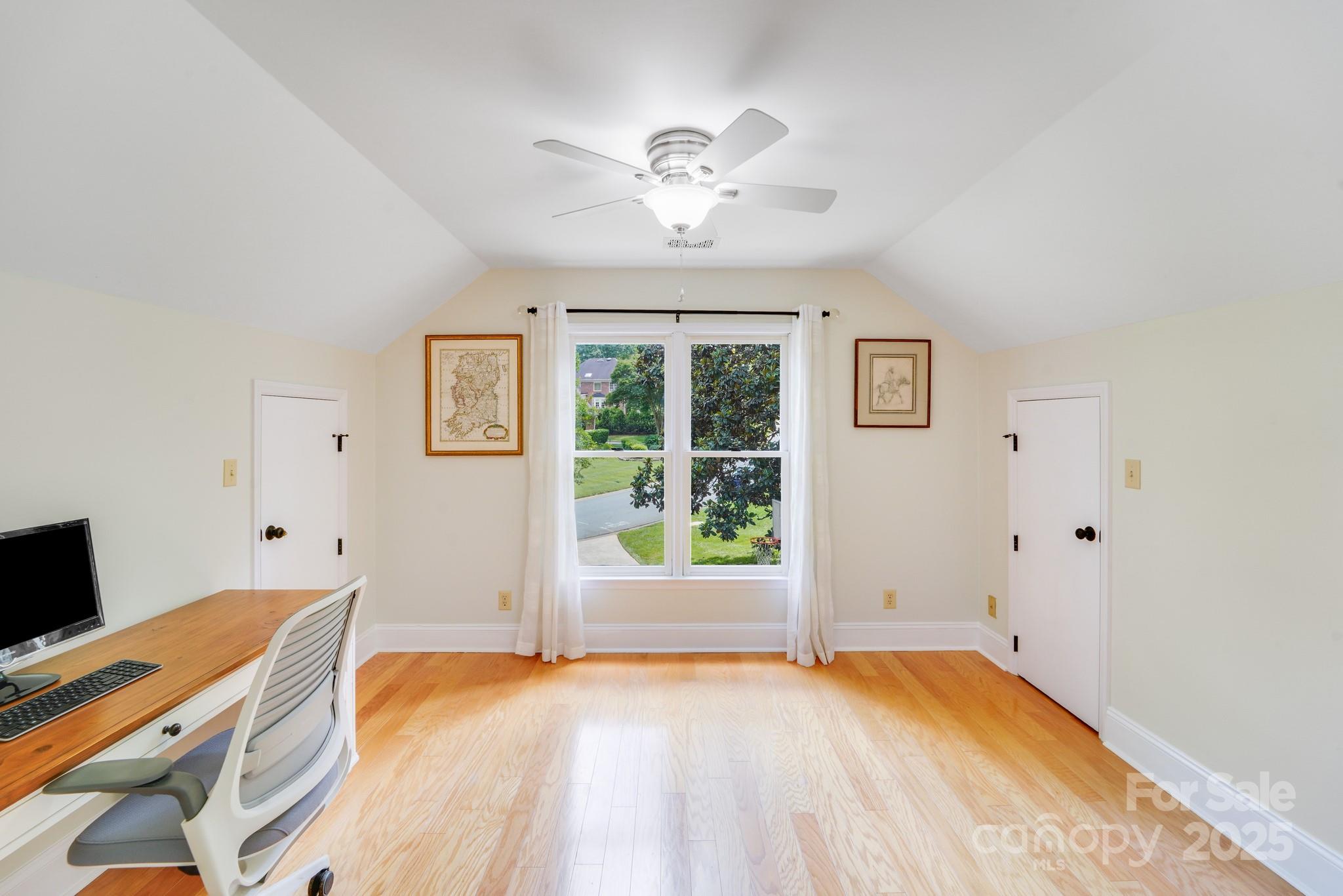 10338 Hollybrook Drive