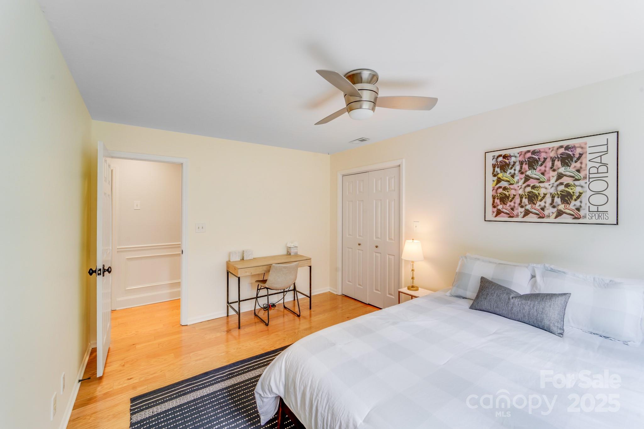 10338 Hollybrook Drive