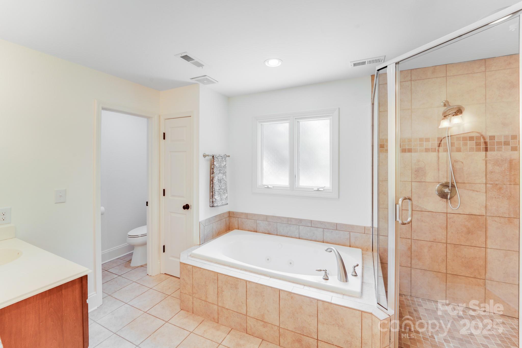 10338 Hollybrook Drive
