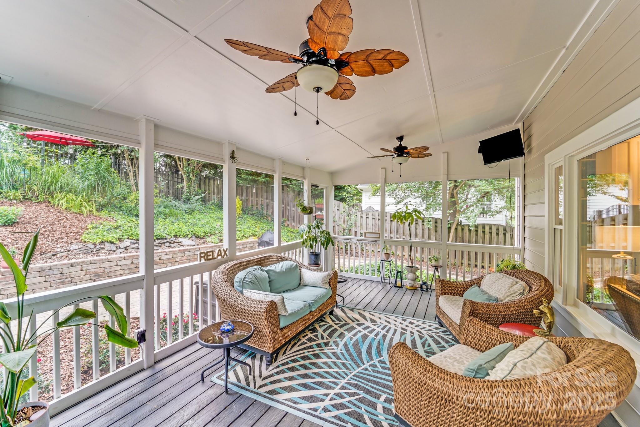 10338 Hollybrook Drive
