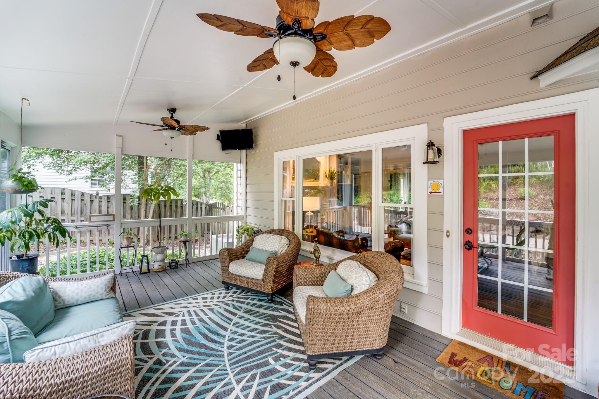 10338 Hollybrook Drive
