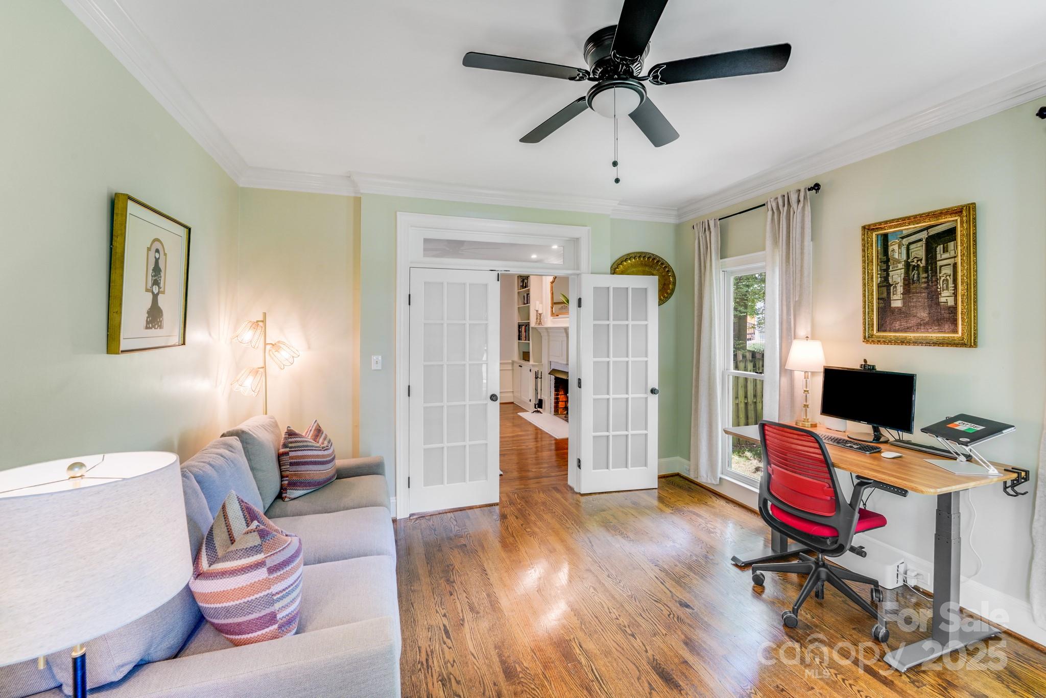 10338 Hollybrook Drive