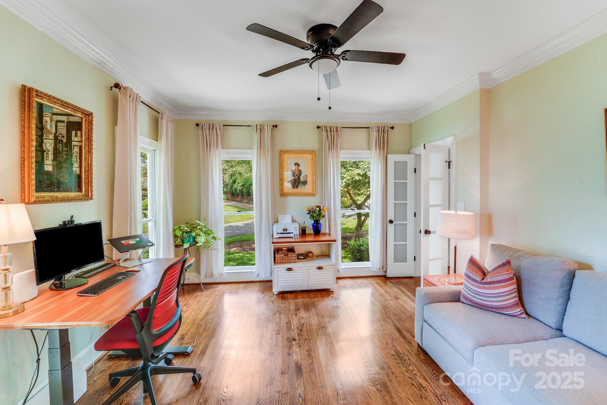 10338 Hollybrook Drive
