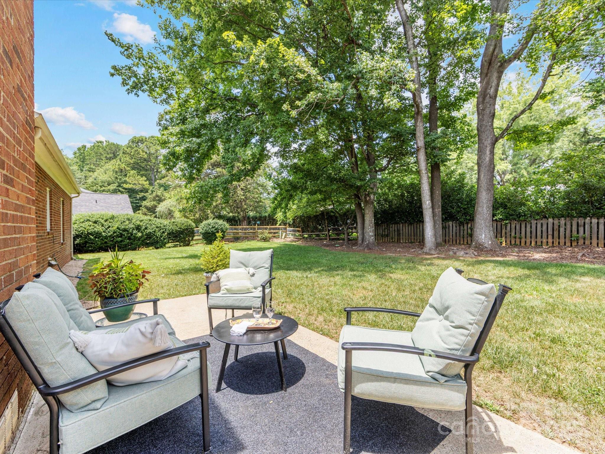 1115 Berry Ridge Road