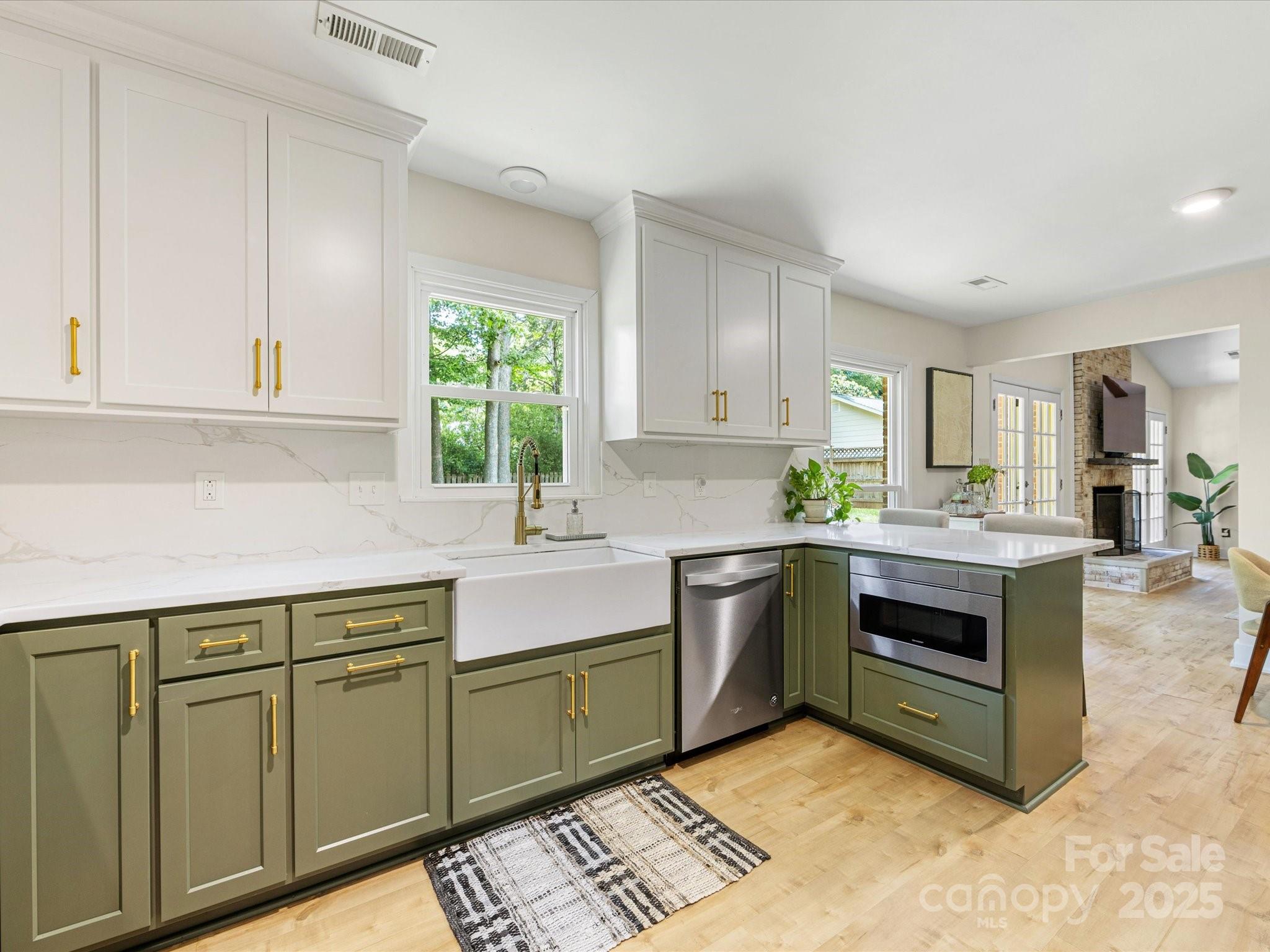 1115 Berry Ridge Road