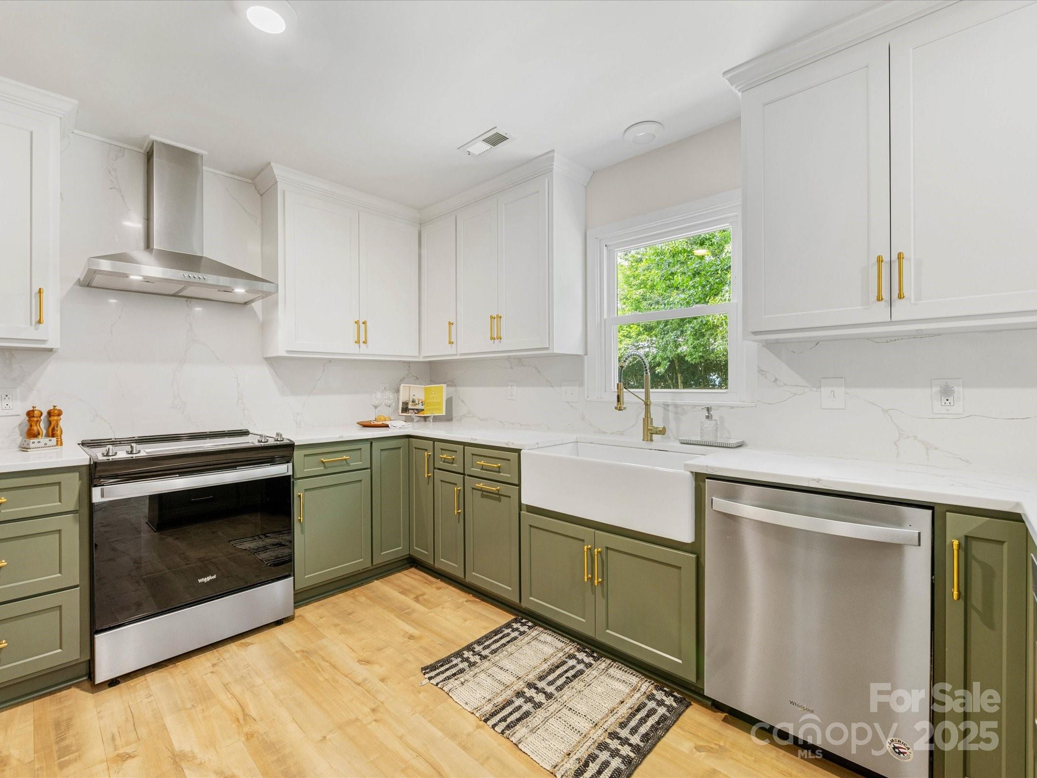 1115 Berry Ridge Road
