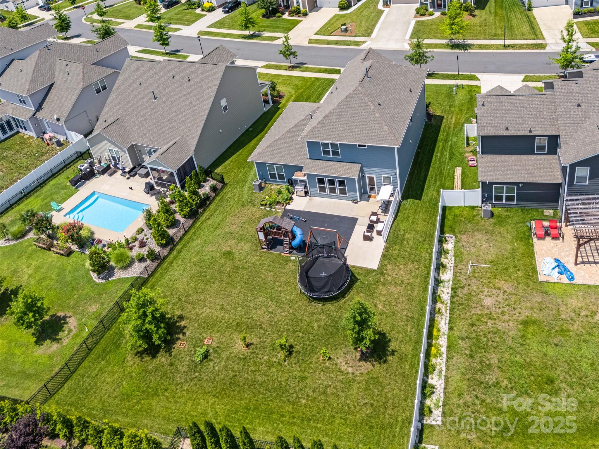 4035 Spring Garden Street