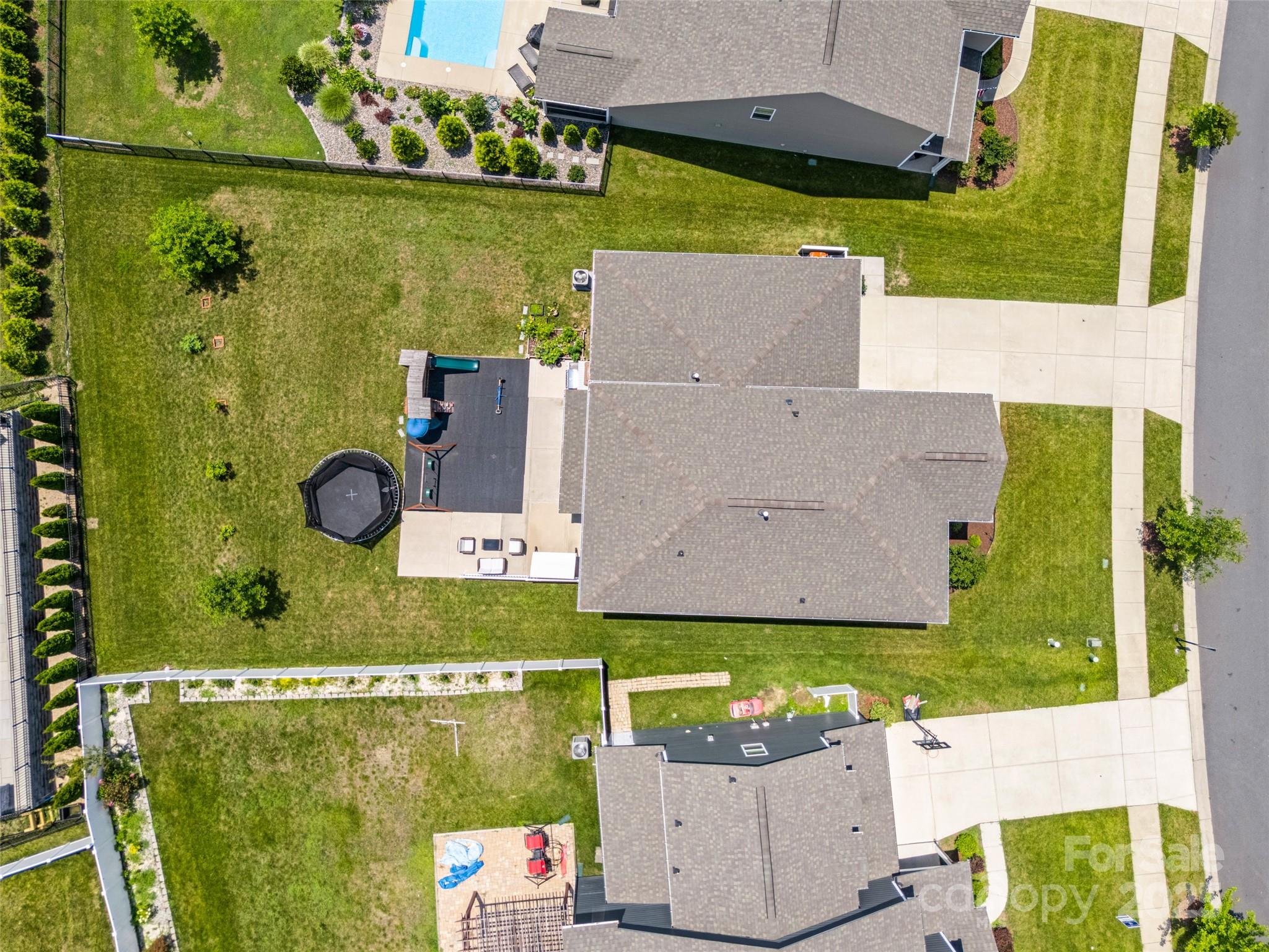 4035 Spring Garden Street