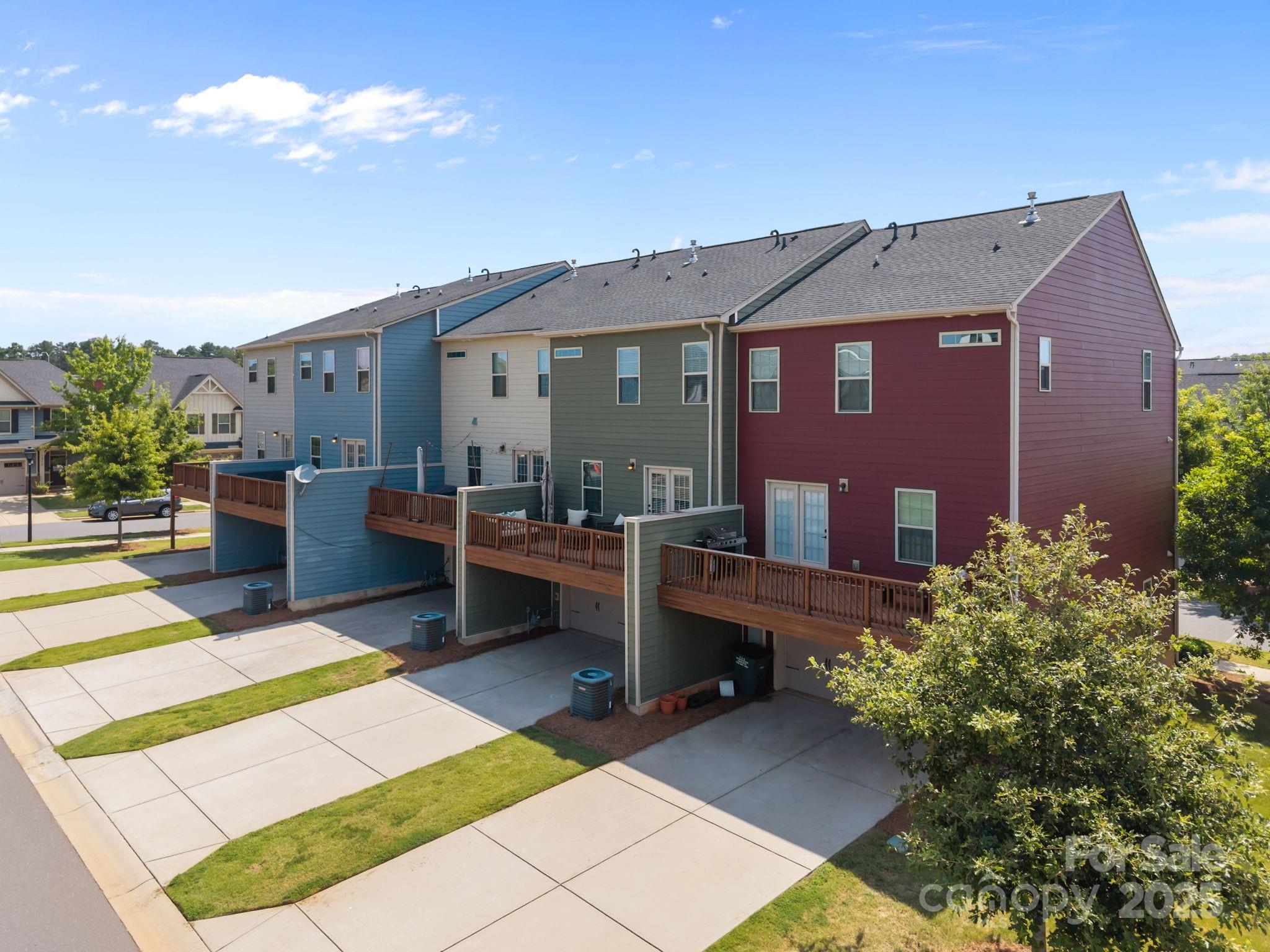 3018 Potomac River Parkway