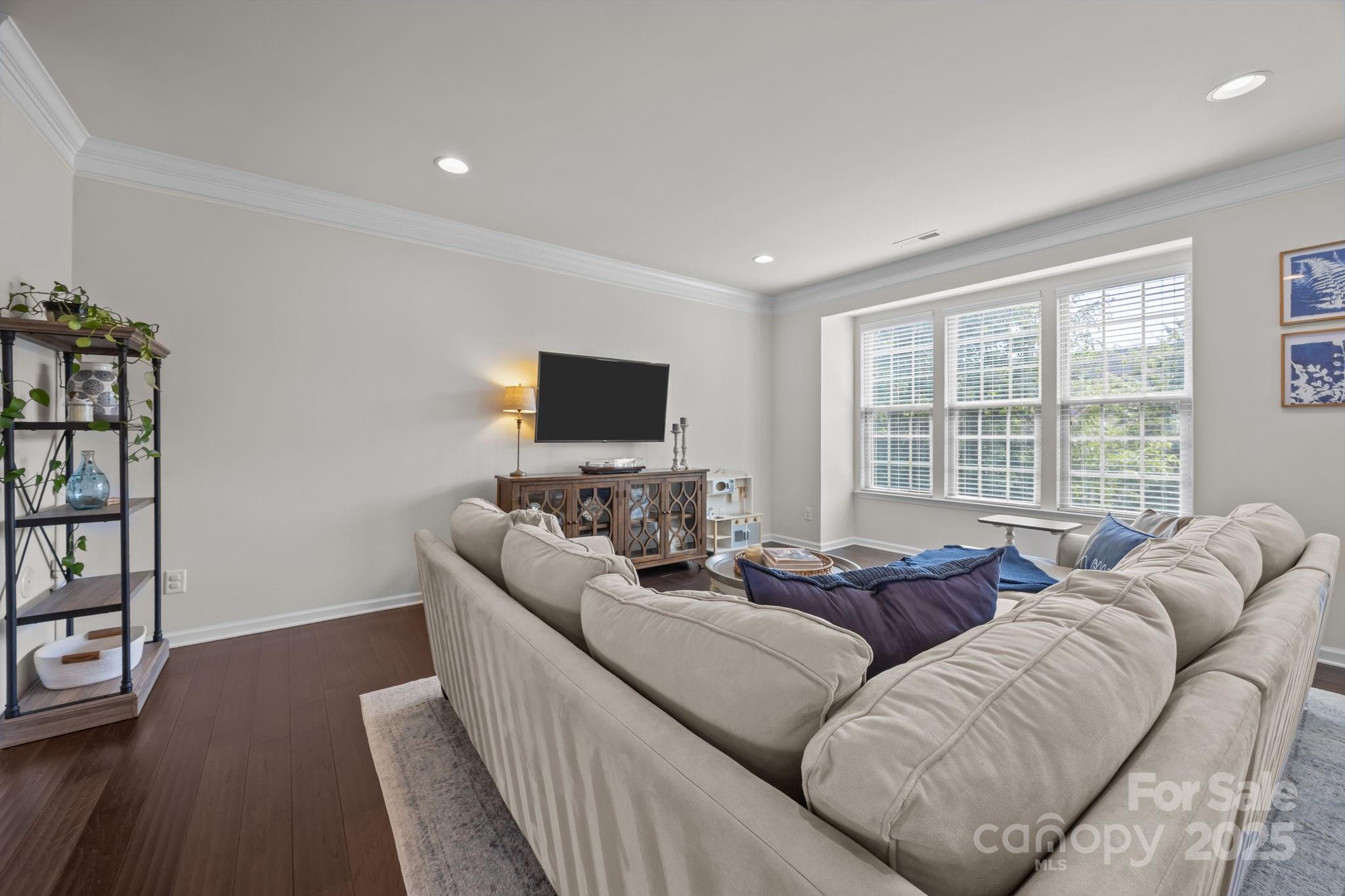 3018 Potomac River Parkway