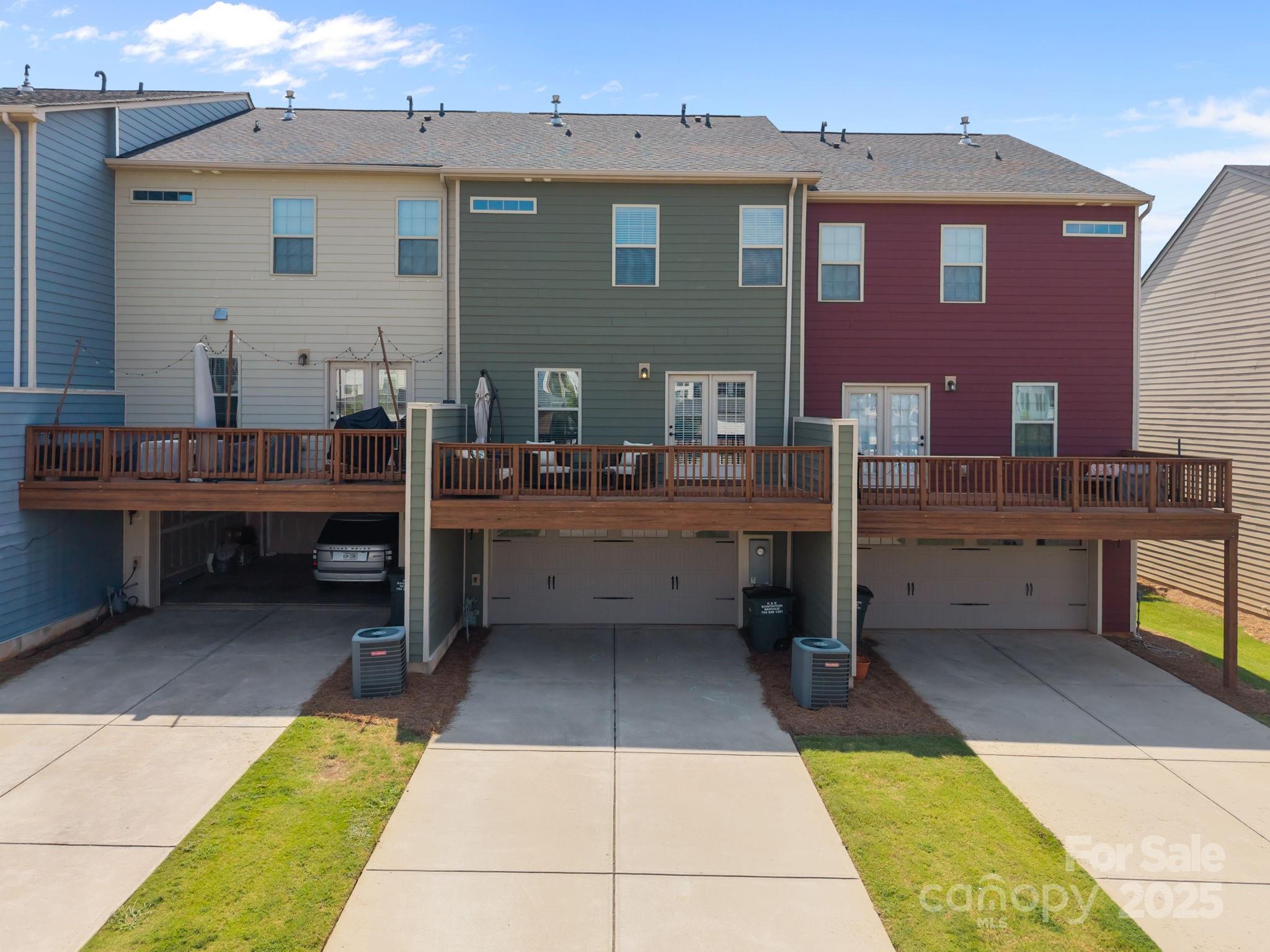3018 Potomac River Parkway