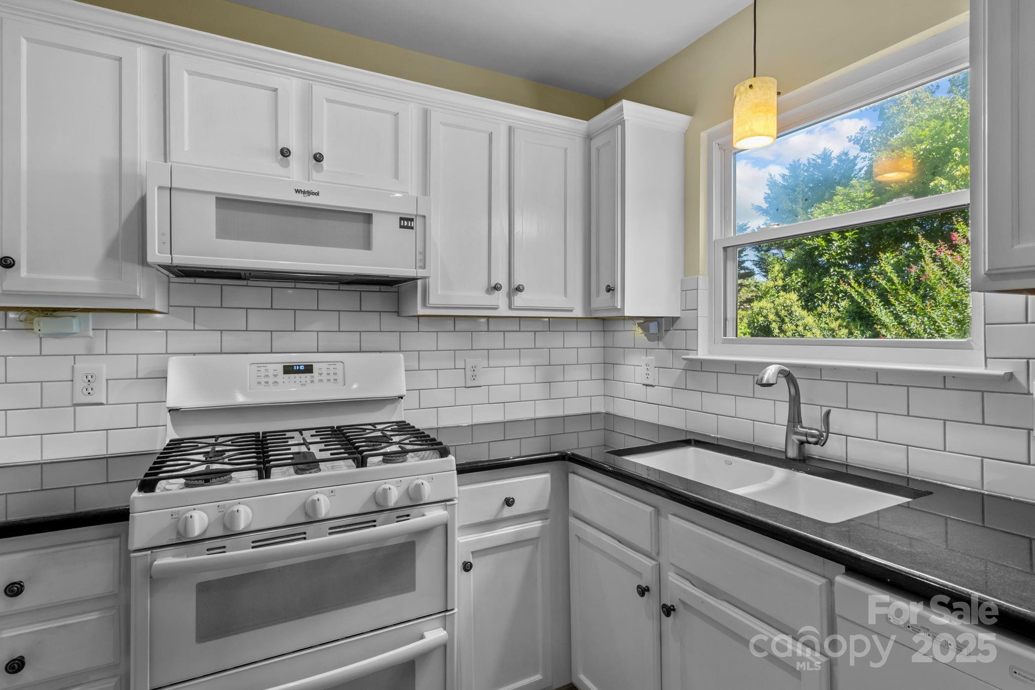 165 W Walnut Avenue