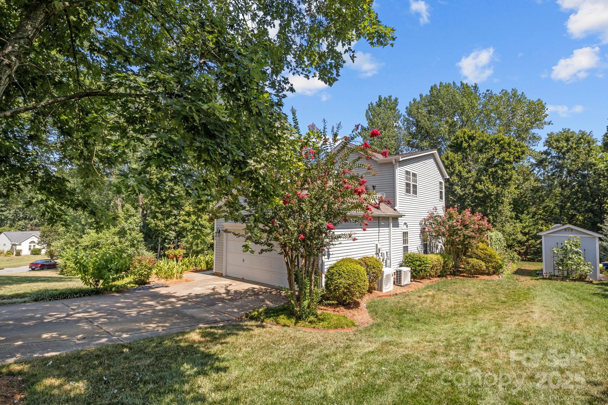 165 W Walnut Avenue