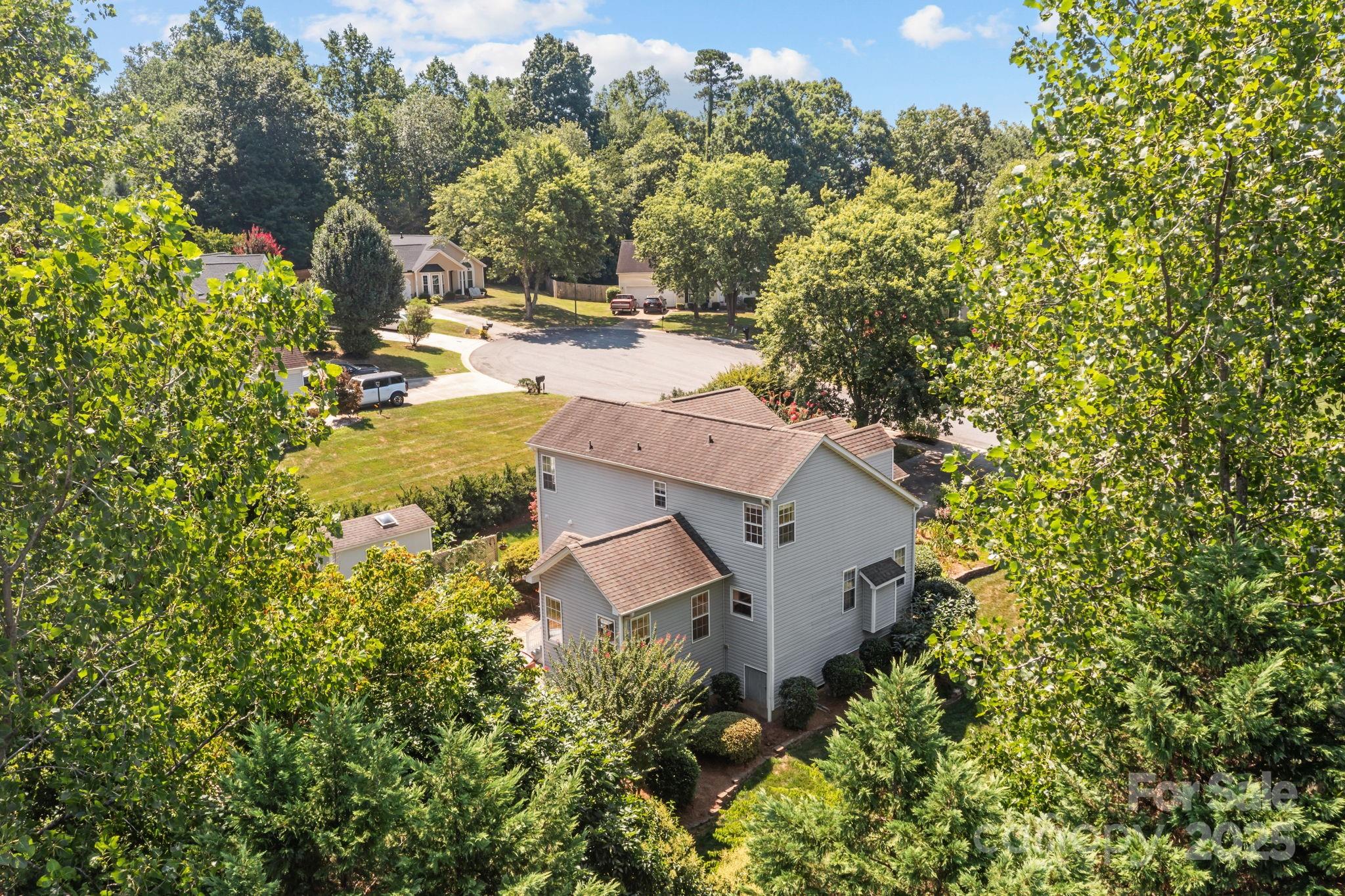 165 W Walnut Avenue