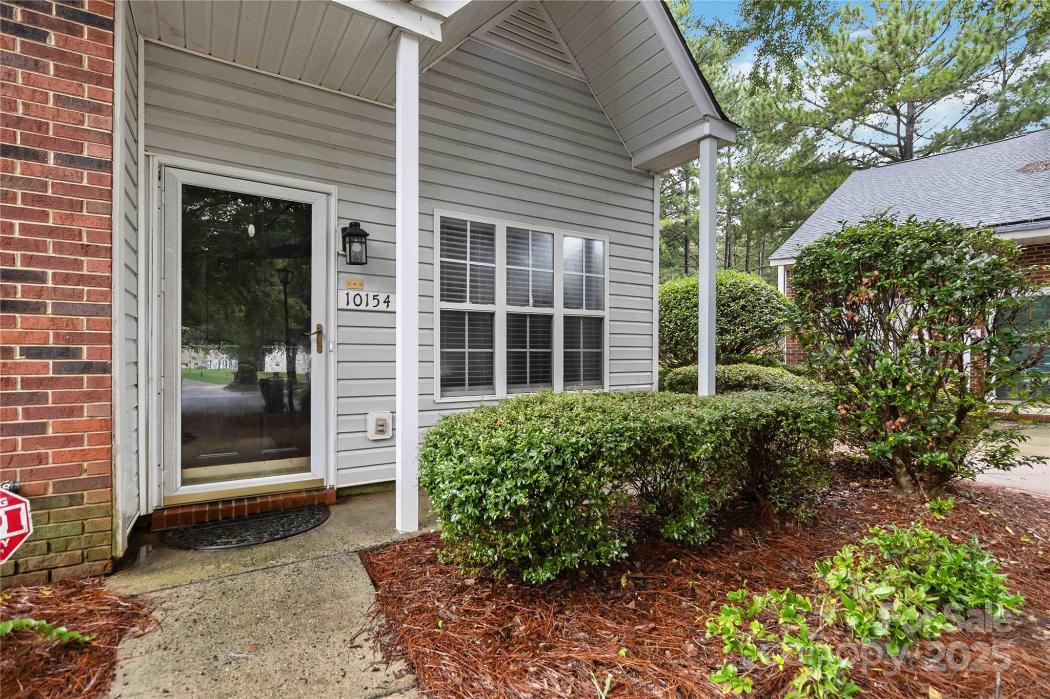 10154 Forest Landing Drive