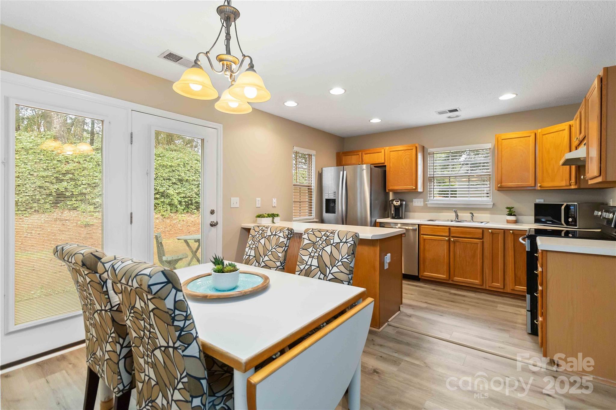 10154 Forest Landing Drive