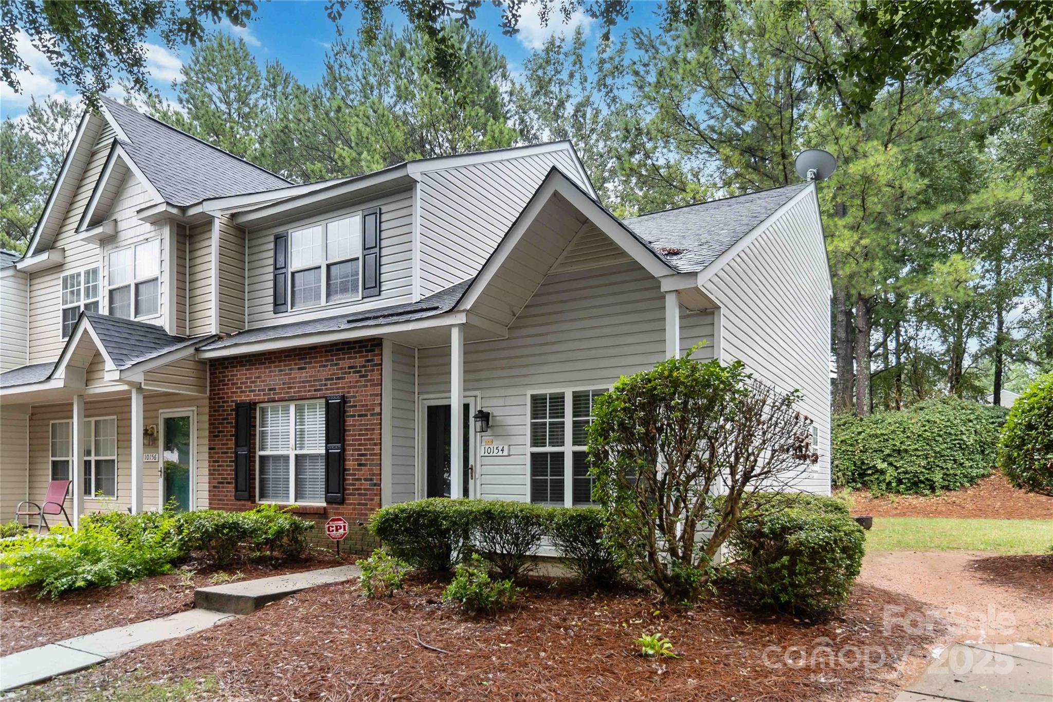 10154 Forest Landing Drive