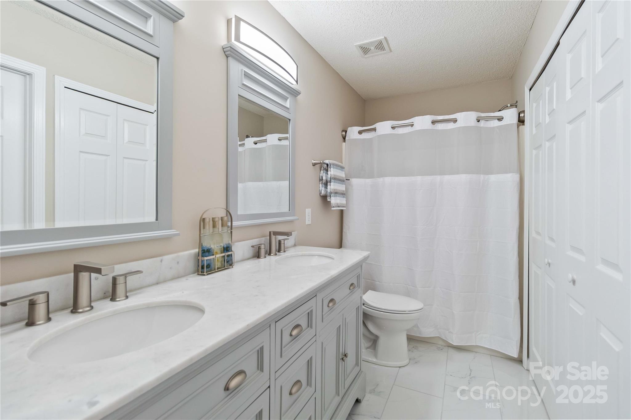 10154 Forest Landing Drive