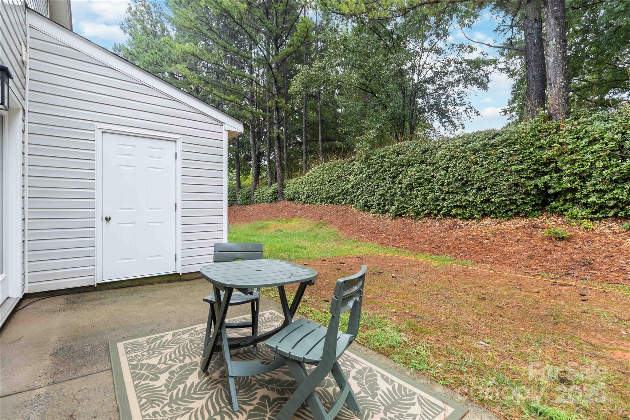 10154 Forest Landing Drive