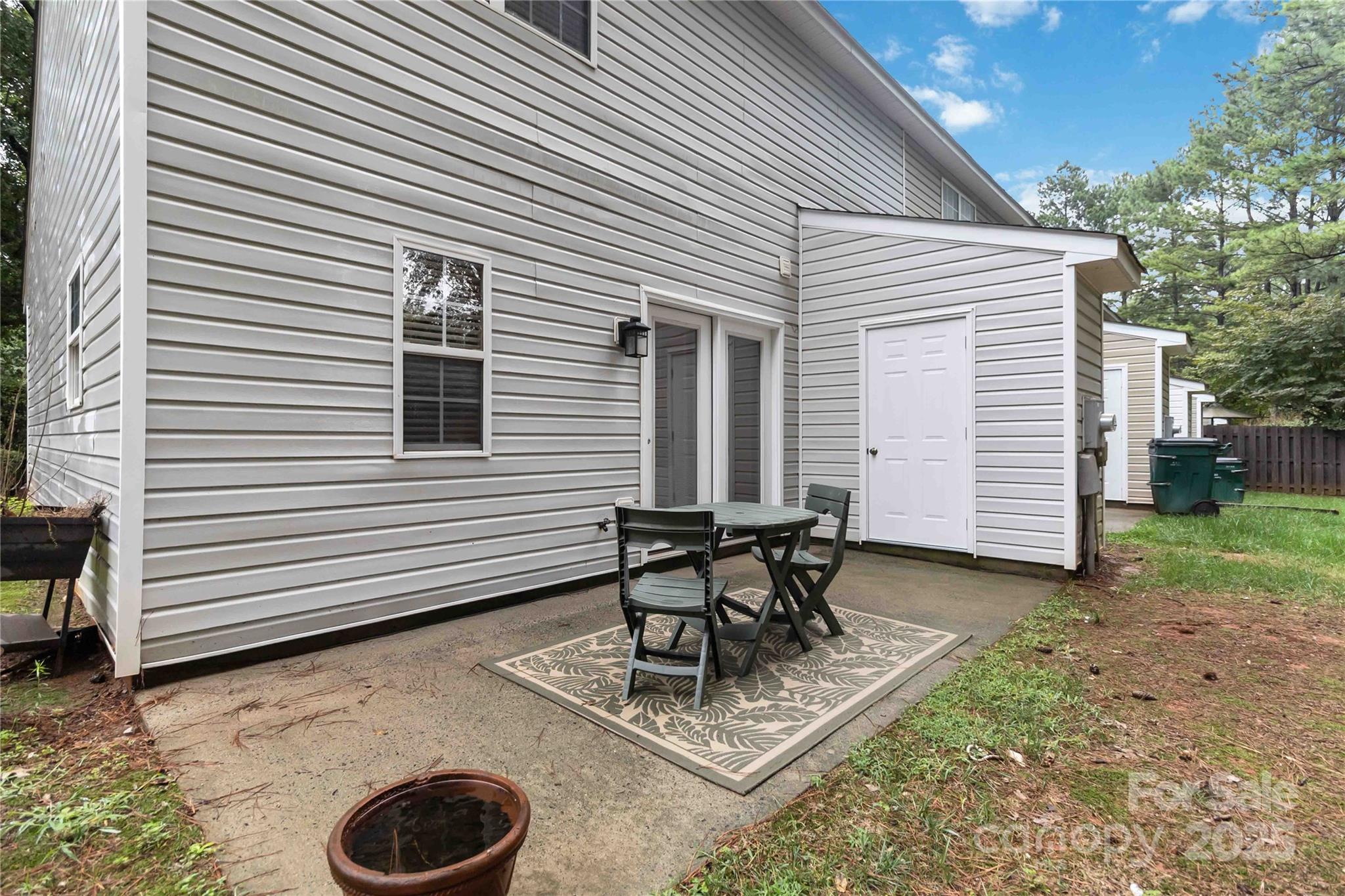 10154 Forest Landing Drive