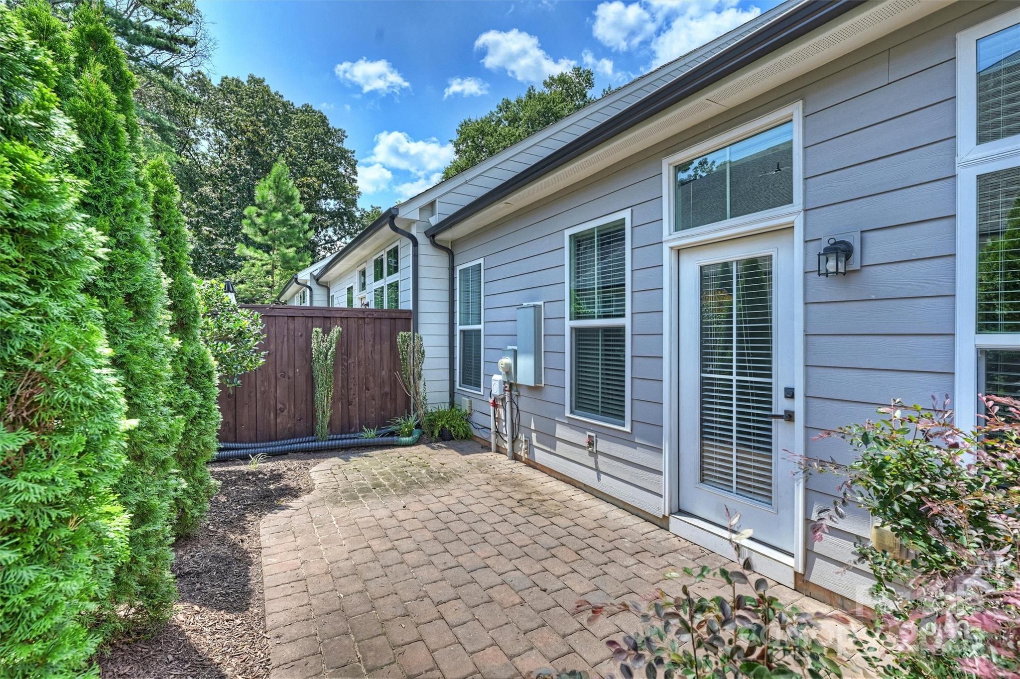 6611 Winterfell Court