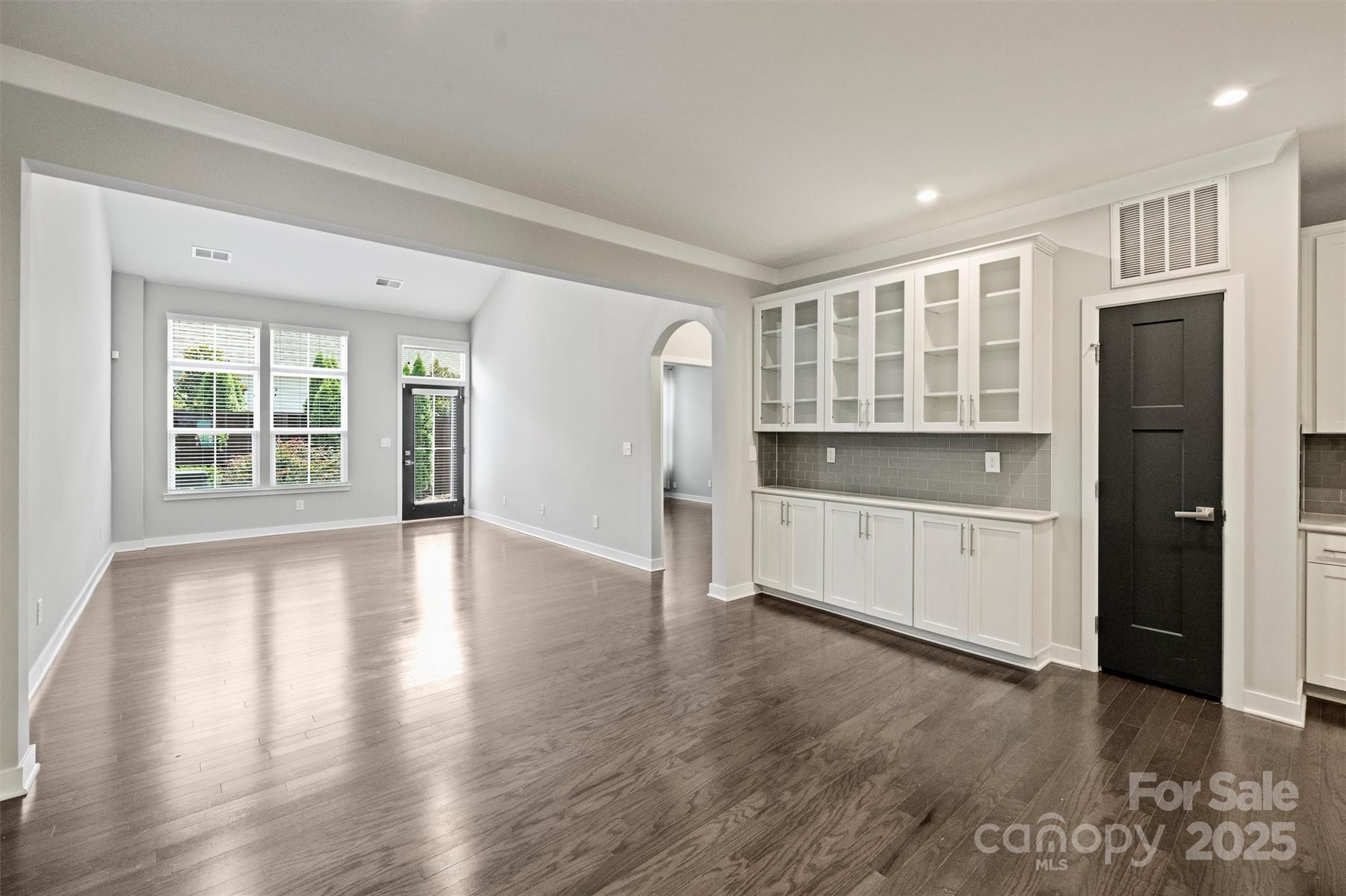 6611 Winterfell Court