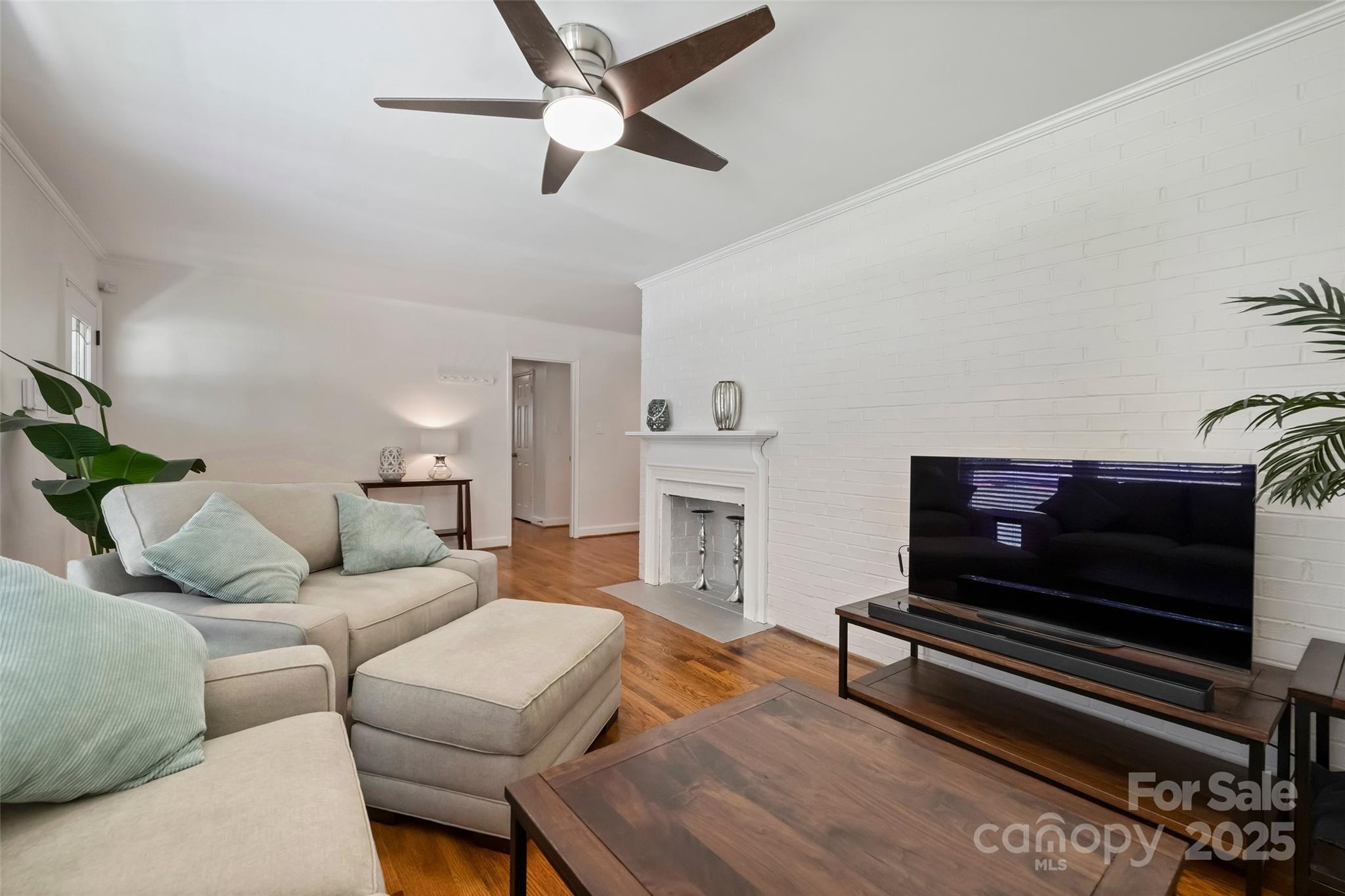 826 Montford Drive