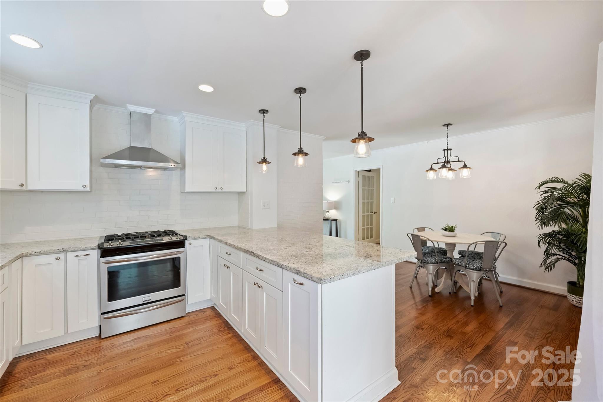 826 Montford Drive