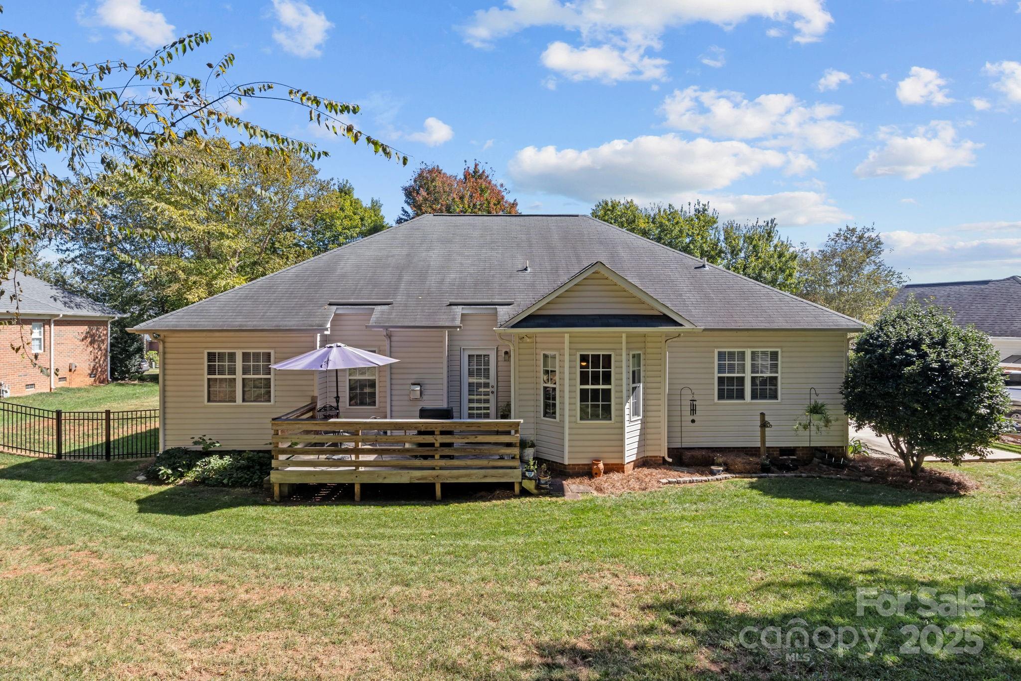 128 Birchwood Court