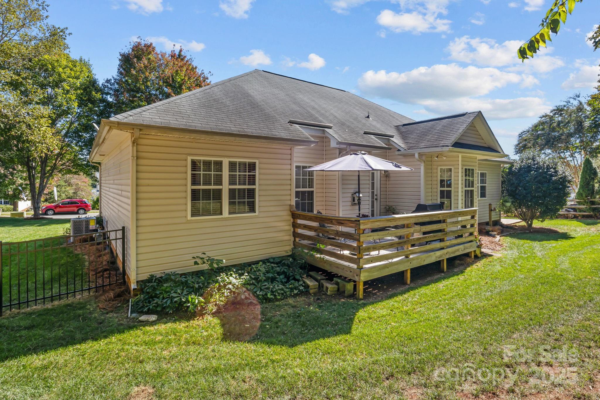 128 Birchwood Court