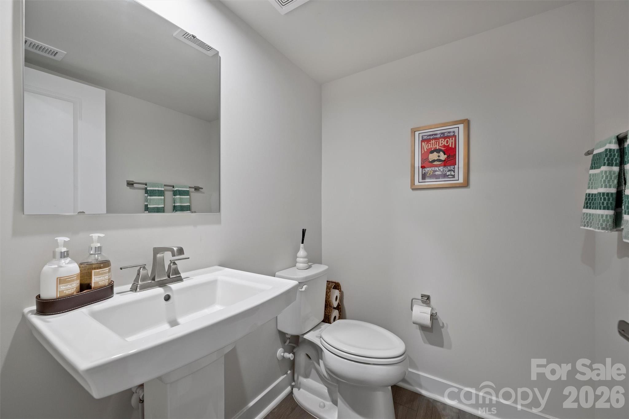 4732 Chastain Avenue