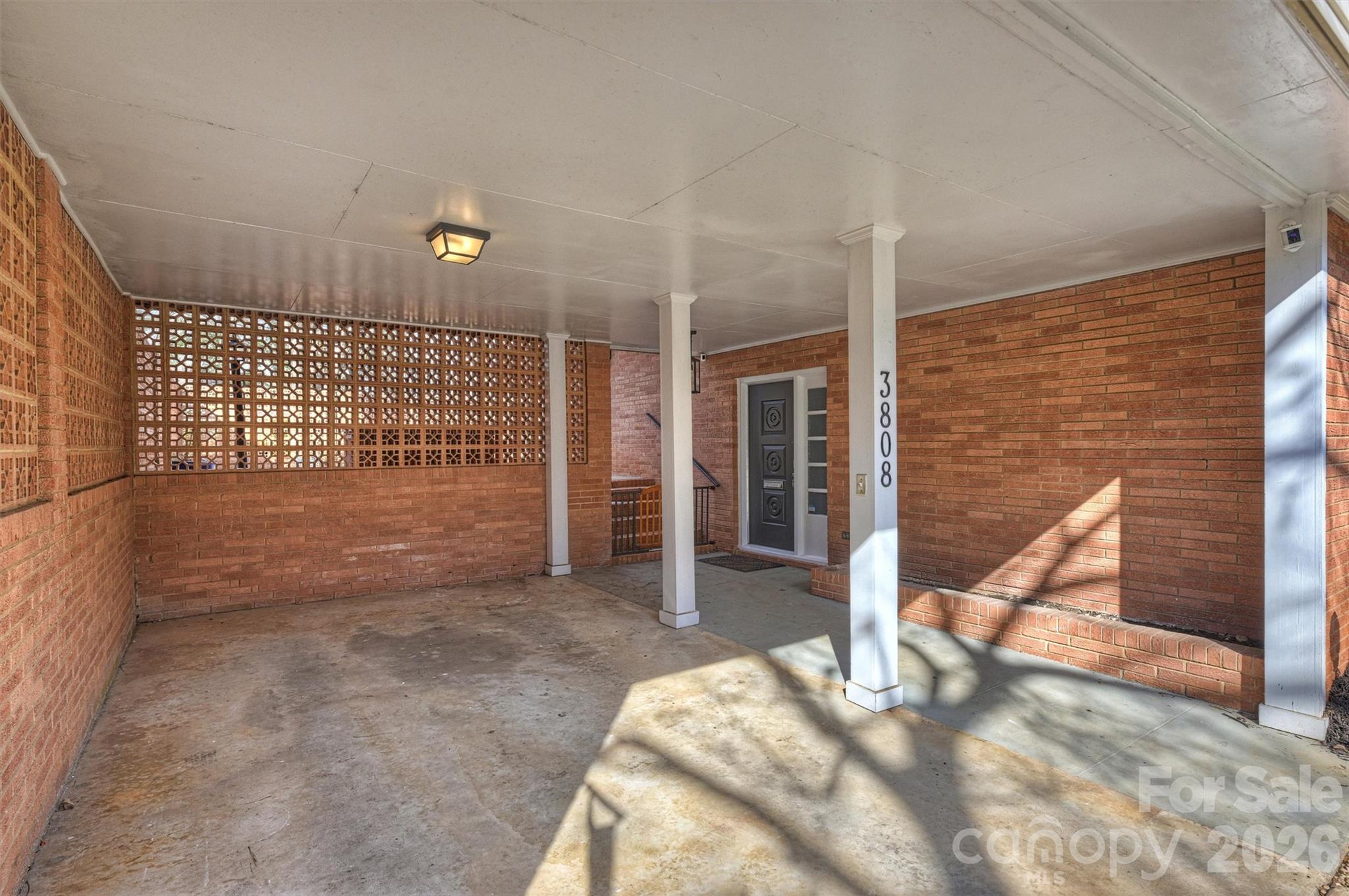 3808 Flowerfield Road