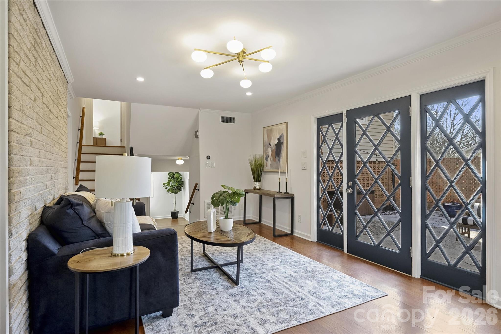 3808 Flowerfield Road