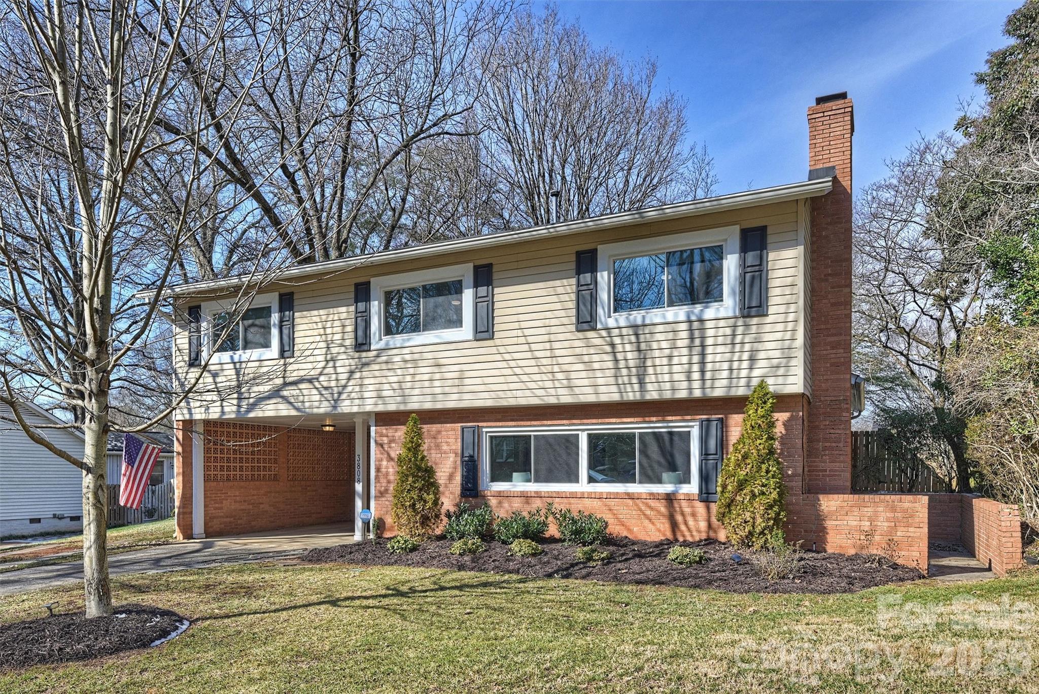 3808 Flowerfield Road